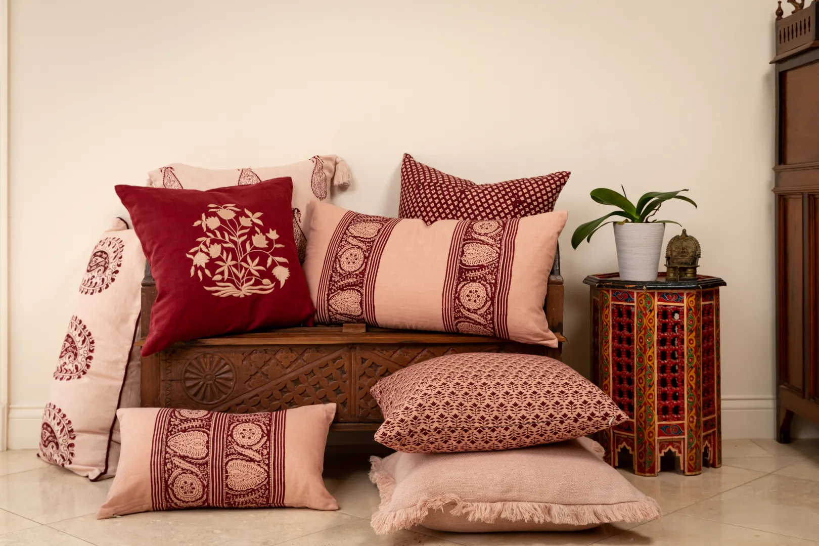 Clover Plum Decorative Pillow Cover