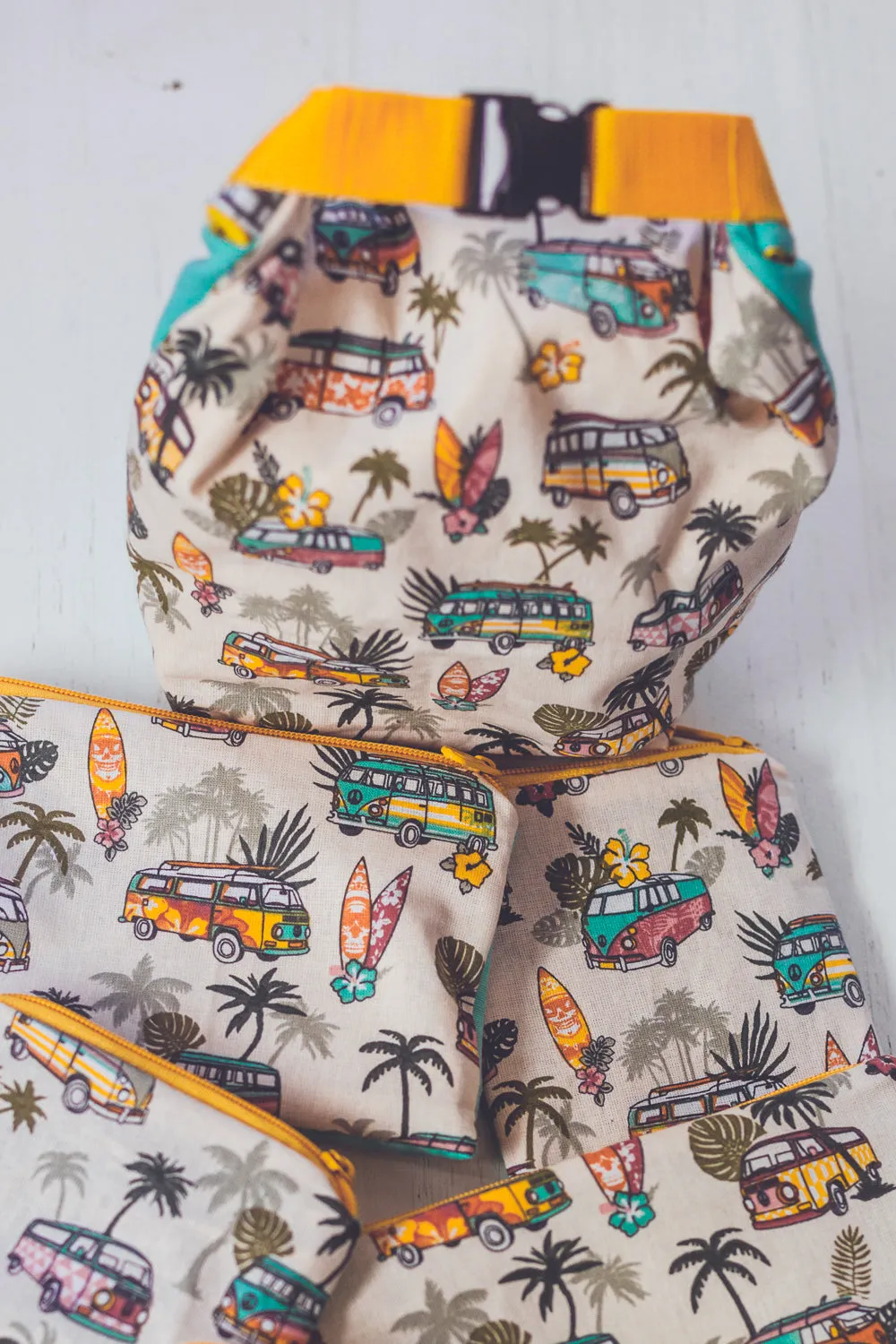 HIPPY SURF VAN BIKINI BAG