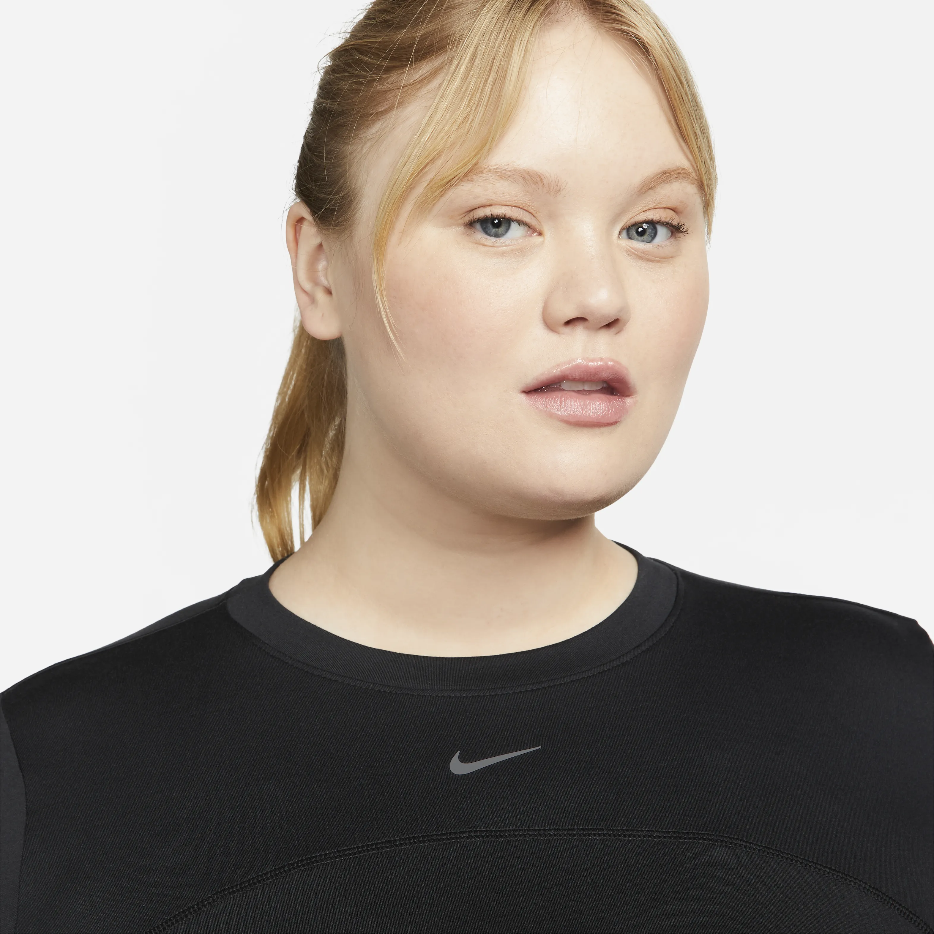 Nike Dri-FIT Swift Element UV-Women's Crew-Neck Running Top (Plus