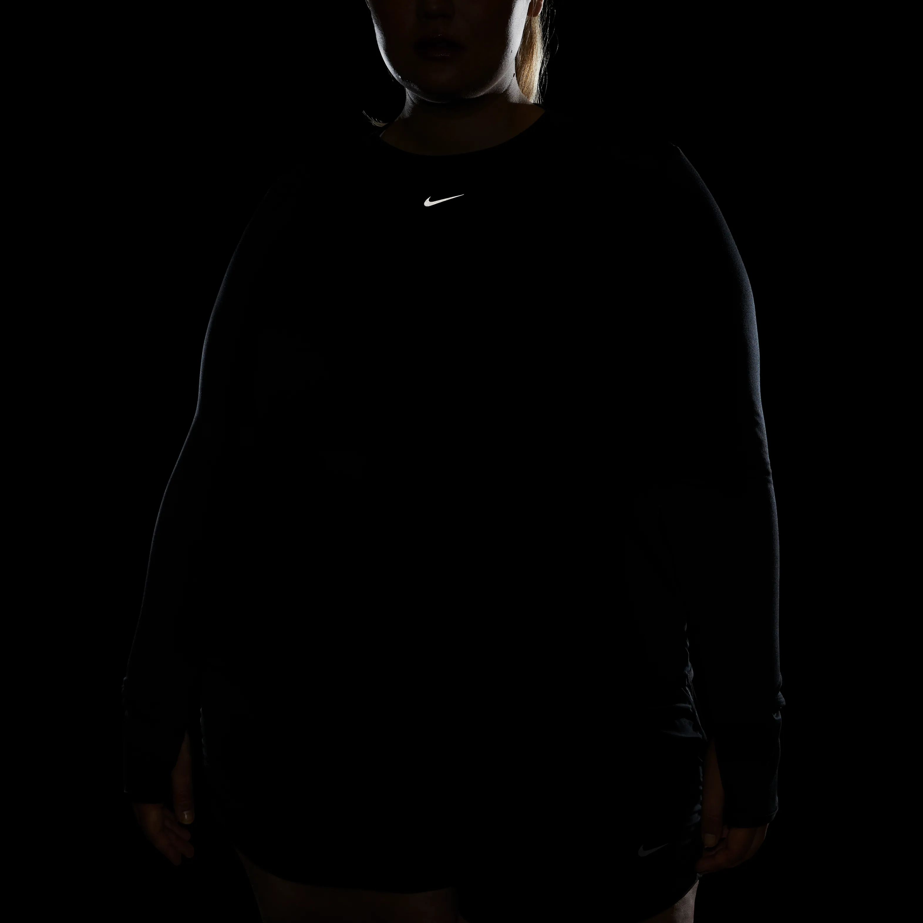 Nike Dri-FIT Swift Element UV-Women's Crew-Neck Running Top (Plus